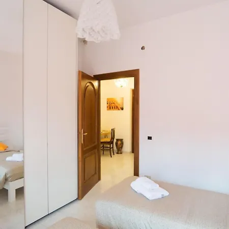 Apartment Happio Rome